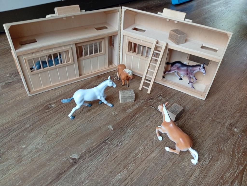 Melissa & Doug paardenstal, Kinderen en Baby's, Speelgoed | Houten speelgoed, Ophalen