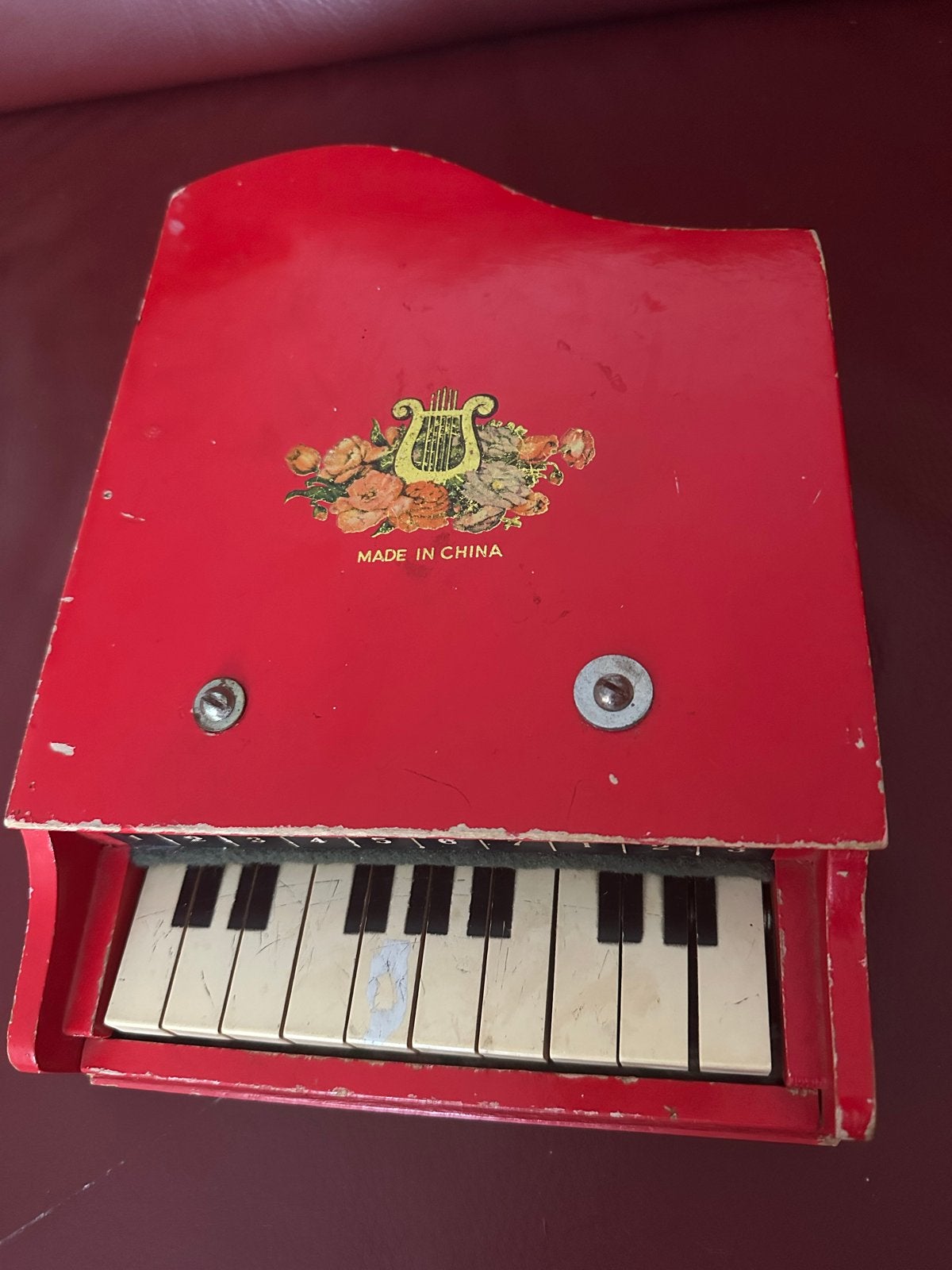 Vintage kinder/baby piano jaren 50/60 rood, Ophalen of Verzenden, Gebruikt, Overige typen, Met geluid