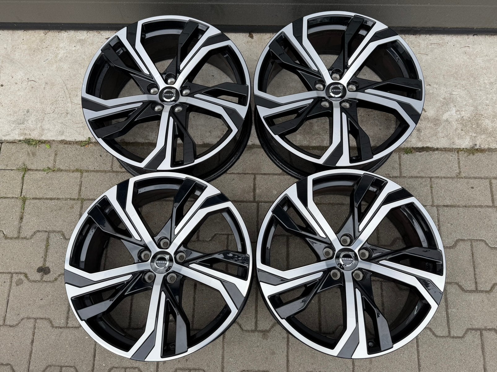 19” INCH VOLVO S60 V60 Origineel R-Design 5x108 Nieuw Model, 19 inch, Velg(en), Nieuw, Ophalen of Verzenden