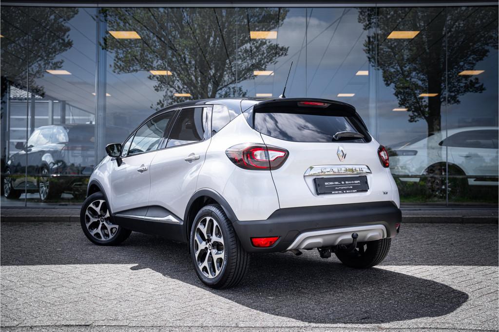Renault Captur 0.9 TCe Intens * Navigatie * Trekhaak * Facel, Voorwielaandrijving, Gebruikt, Lichtsensor, Handgeschakeld