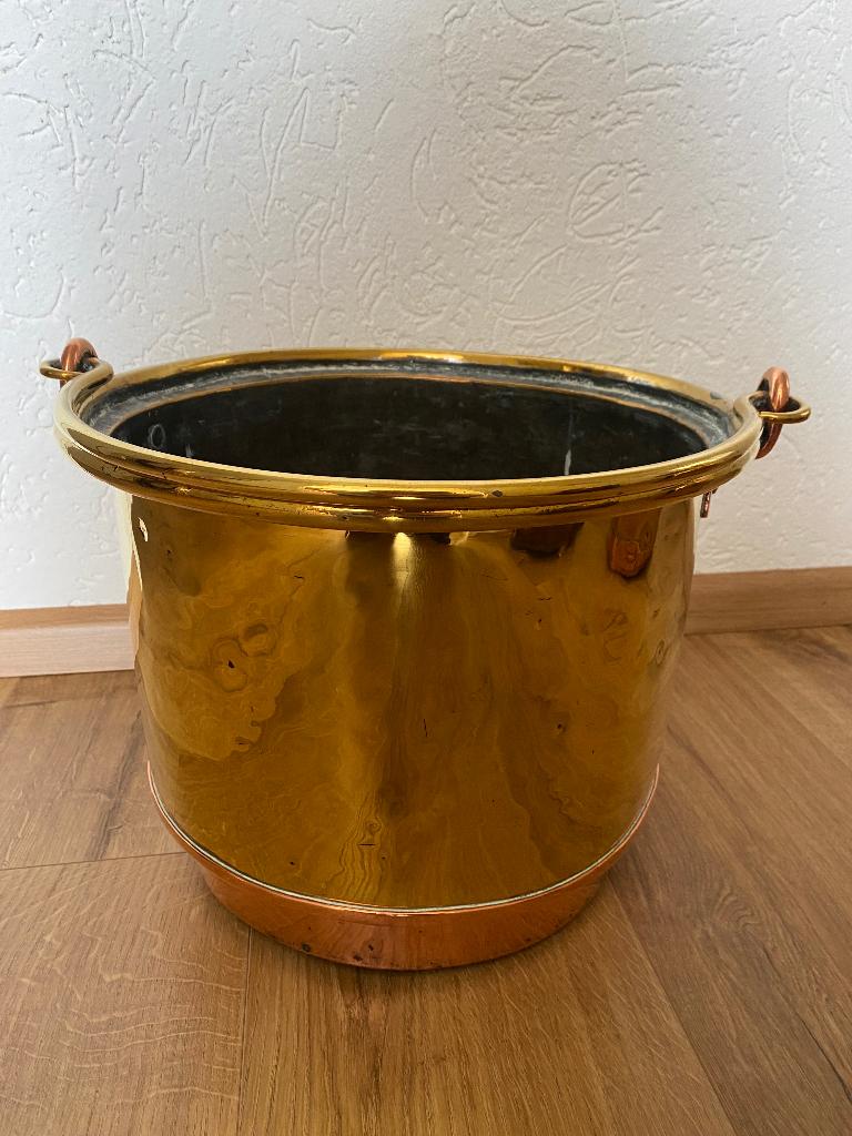 Antieke koperen blokkenbak, Ophalen, Koper