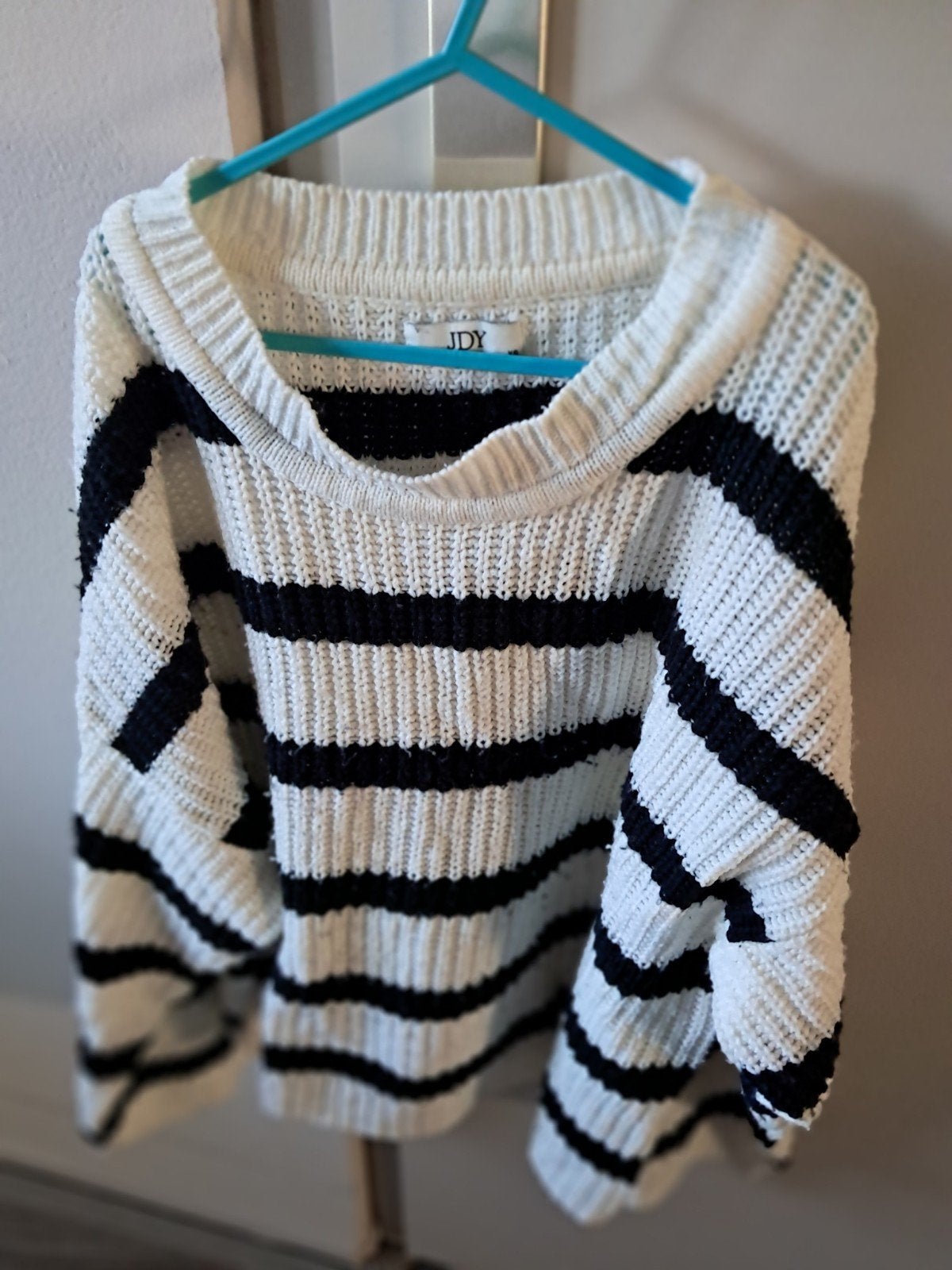 JDY gestreepte trui - Wit met zwart - Maat XS, Kleding | Dames, Wit, Ophalen of Verzenden, Zo goed als nieuw, Maat 34 (XS) of kleiner