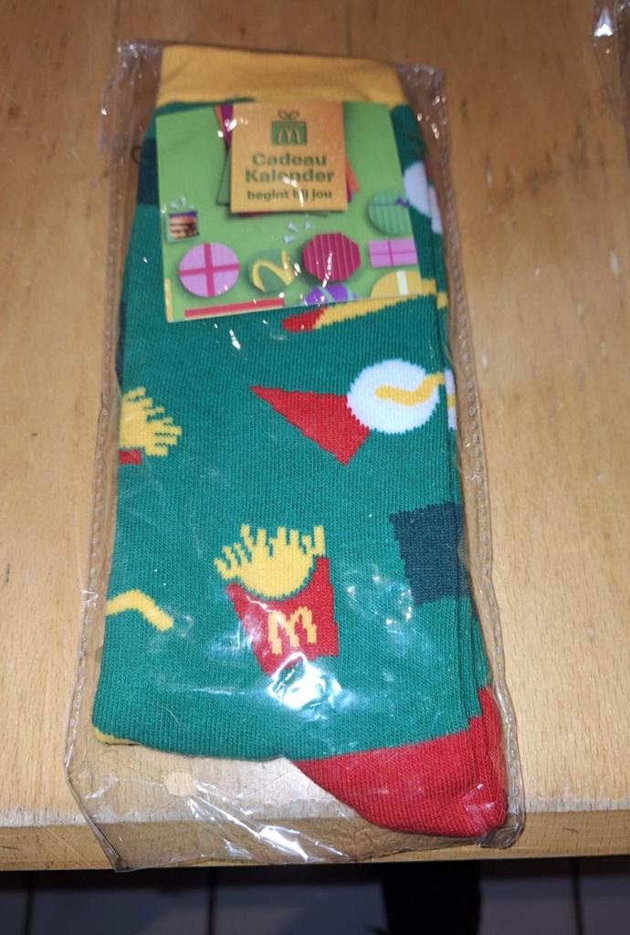 SPLINTERNIEUWE ORIGINELE LIMITED EDITION MC DONALDS SOKKEN
M, Sokken en Kniesokken, Nieuw, Overige maten, Ophalen of Verzenden