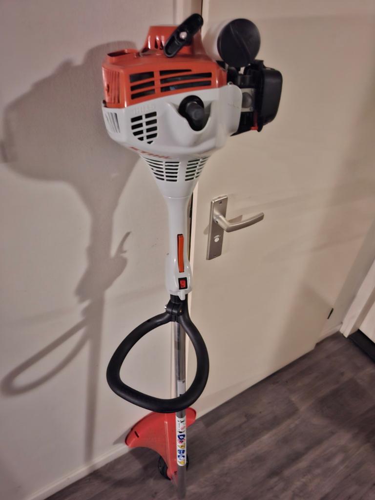 Stihl bosmaaier / grastrimmer op benzine, Tuin en Terras, Ophalen