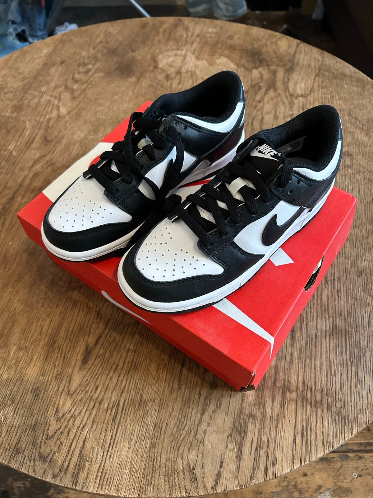 Nike Dunk Low Panda sneakers - Maat 36,5, Kleding | Heren, Ophalen of Verzenden, Nieuw, Zwart, Sneakers of Gympen