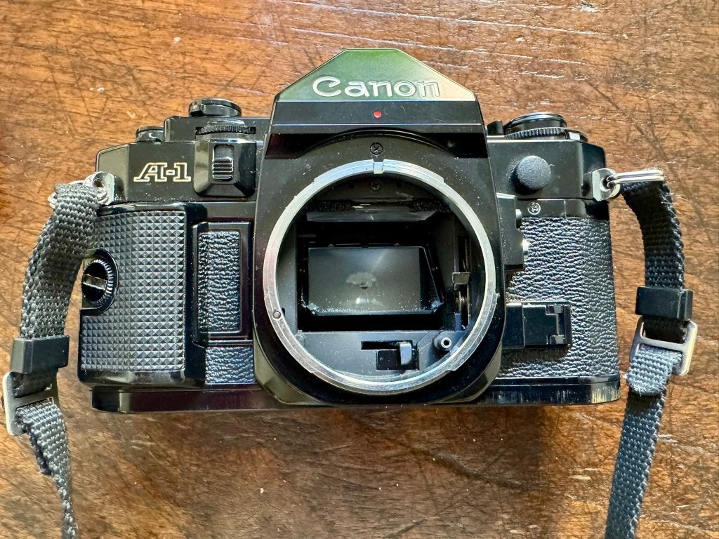 Canon AF-1 camerabody, 4 lenzen, macro adaptor en div, Audio, Tv en Foto, Fotografie | Lenzen en Objectieven, Gebruikt, Canon