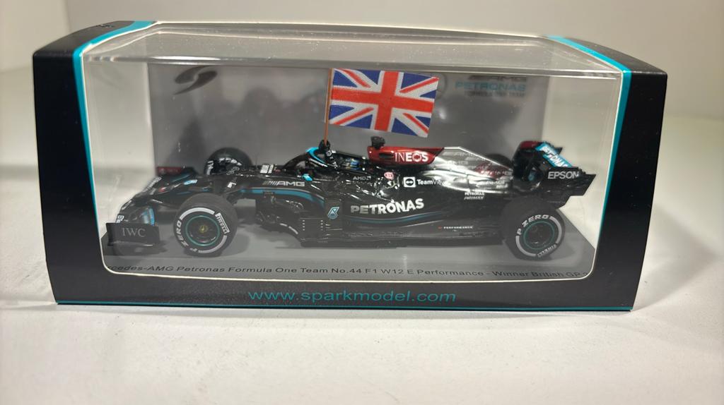 F1 mercedes amg w12e lewis Hamilton win britsh 2021 spark, Overige merken, Auto, Ophalen of Verzenden, A