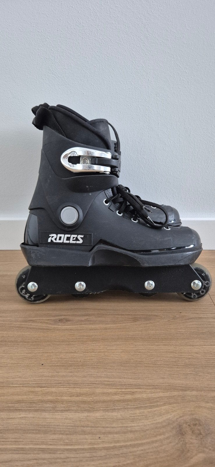 Roces Aggressive Skates met bescherming (maat 38), Gebruikt, Roces, Ophalen of Verzenden, Inline skates 4 wielen