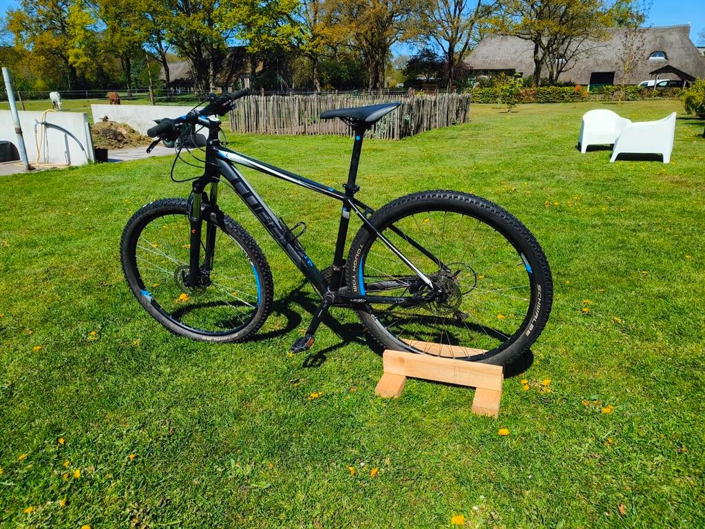 ​Cube Aim Race 29” – Maat L (19") – NIEUWE voorvork & remmen, Vering, Meer dan 20 versnellingen, Schijfrem, Ophalen