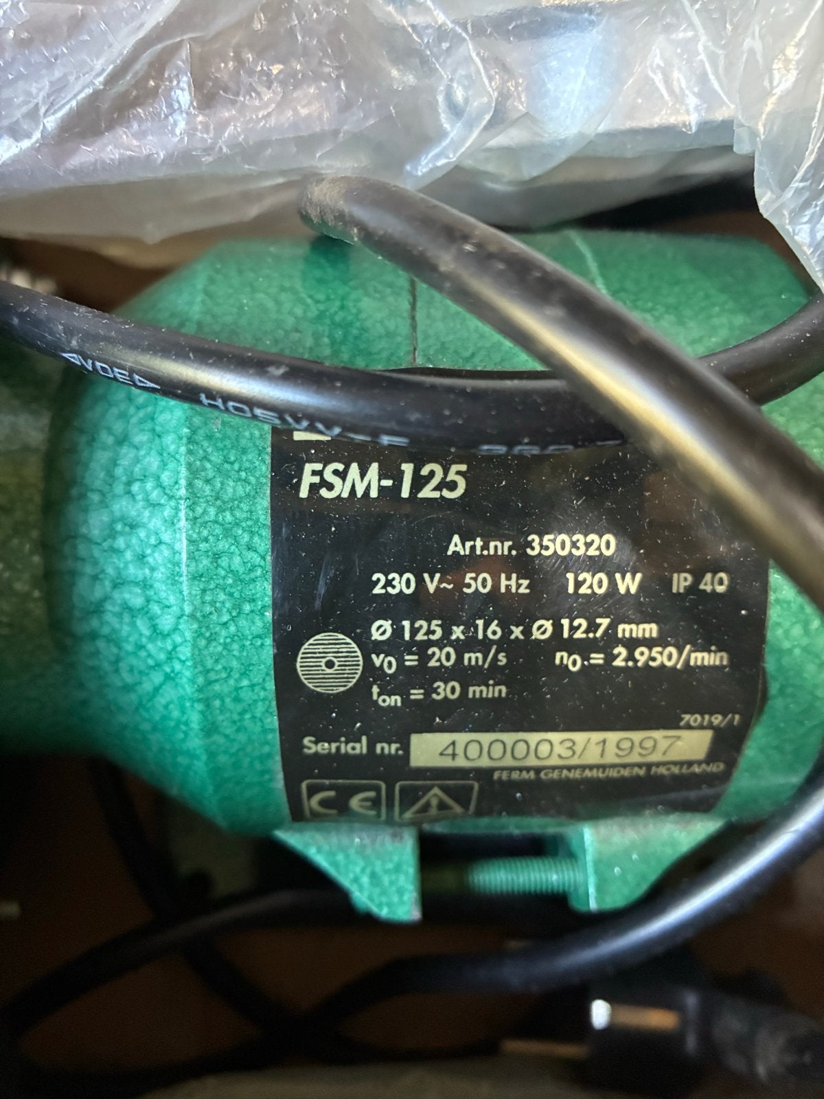 Nieuwe Ferm FSM-125 Slijpsteen in doos, Ophalen of Verzenden, Nieuw, Minder dan 700 watt, Werkbankslijpmachine