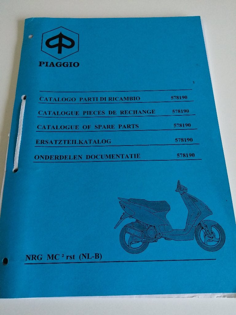 piaggio NRG scooter onderdelen documentatie, Ophalen of Verzenden, Gebruikt
