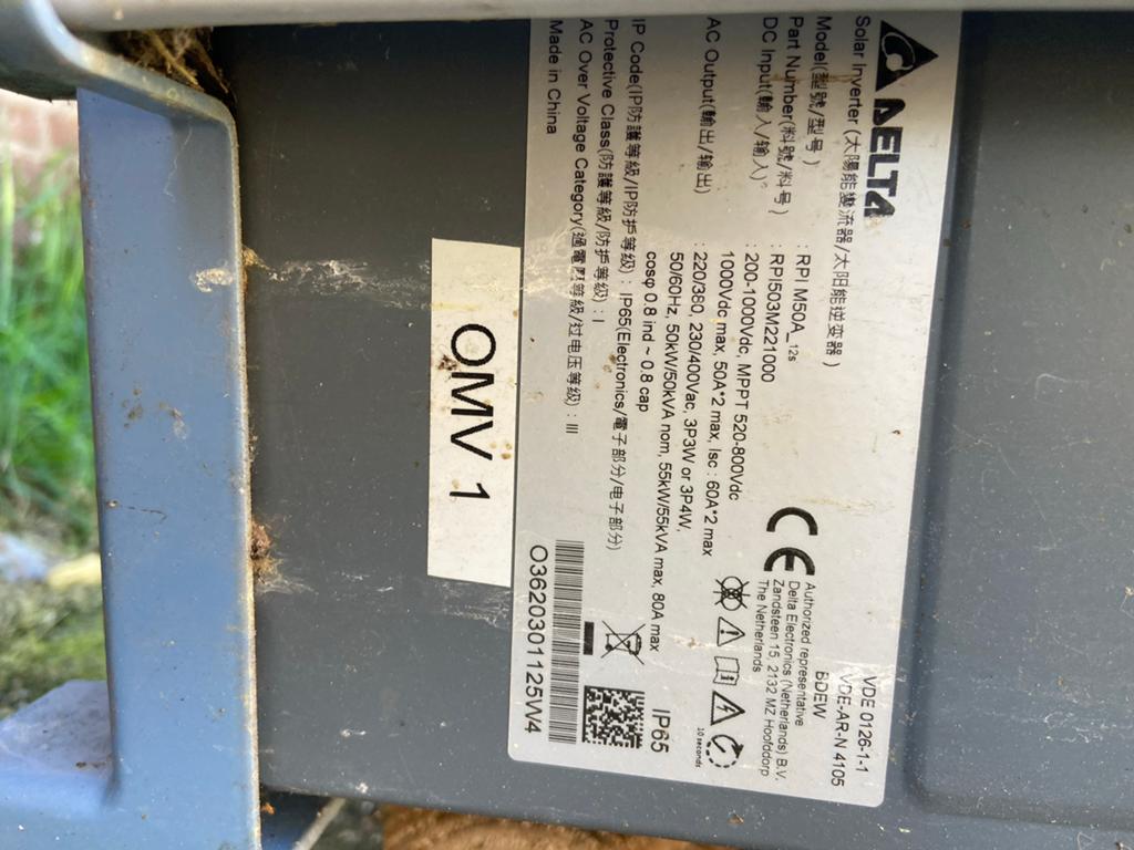 5x Delta Omvormer - 5 jaar oud, Doe-het-zelf en Verbouw, Zonnepanelen en Toebehoren, Ophalen of Verzenden, Gebruikt, Overige typen