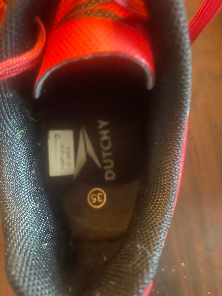 Voetbalschoenen - Maat 35 - Zo goed als nieuw, Ophalen of Verzenden, Zo goed als nieuw, Schoenen