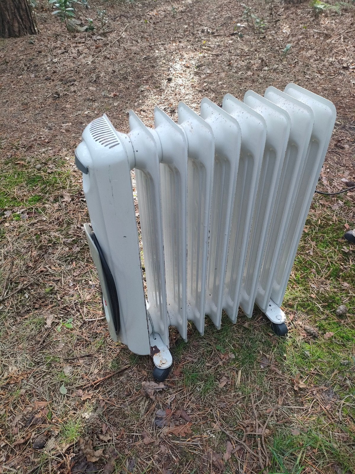 Gebruikte elektrische  2 x oliegevuld radiatoren  Gratis, Ophalen
