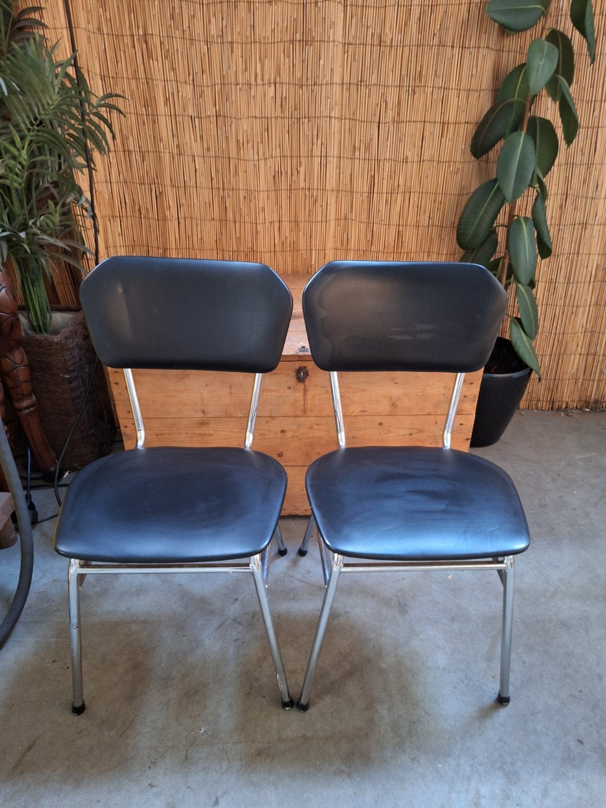 2 vintage stoelen, Ophalen