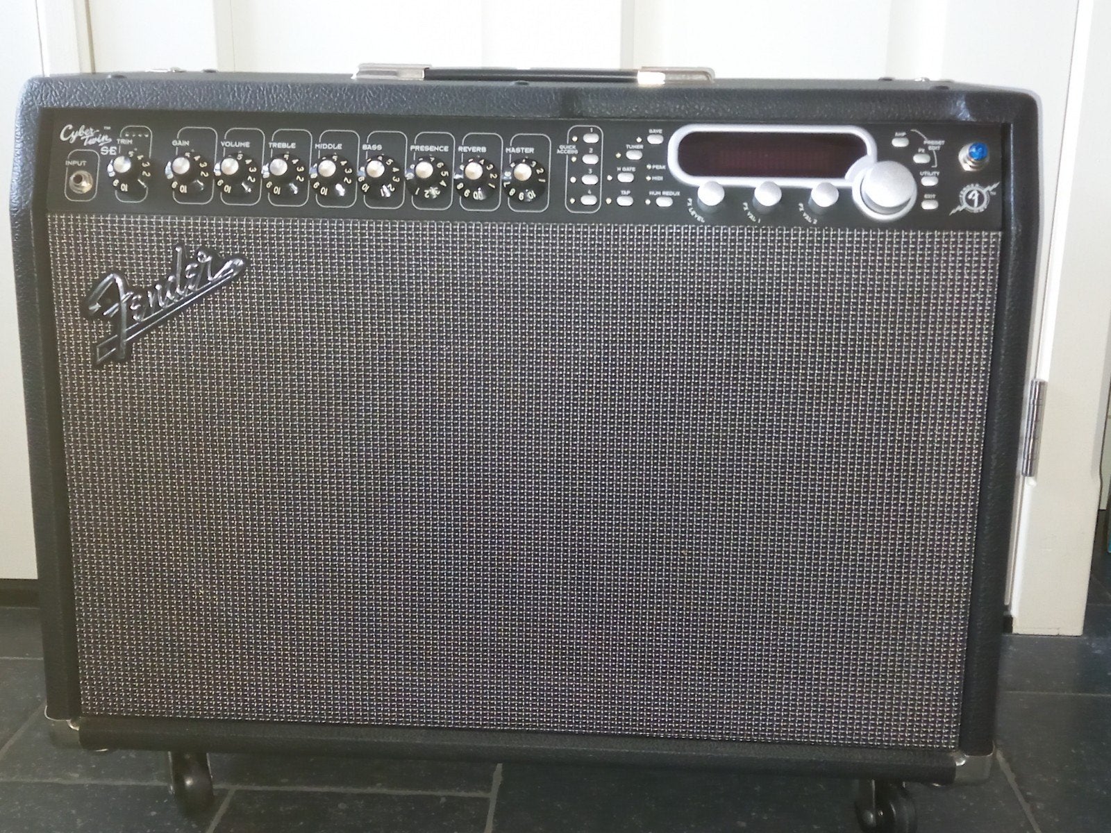 Fender Cyber-Twin, Muziek en Instrumenten, Ophalen, Zo goed als nieuw, Gitaar, 100 watt of meer