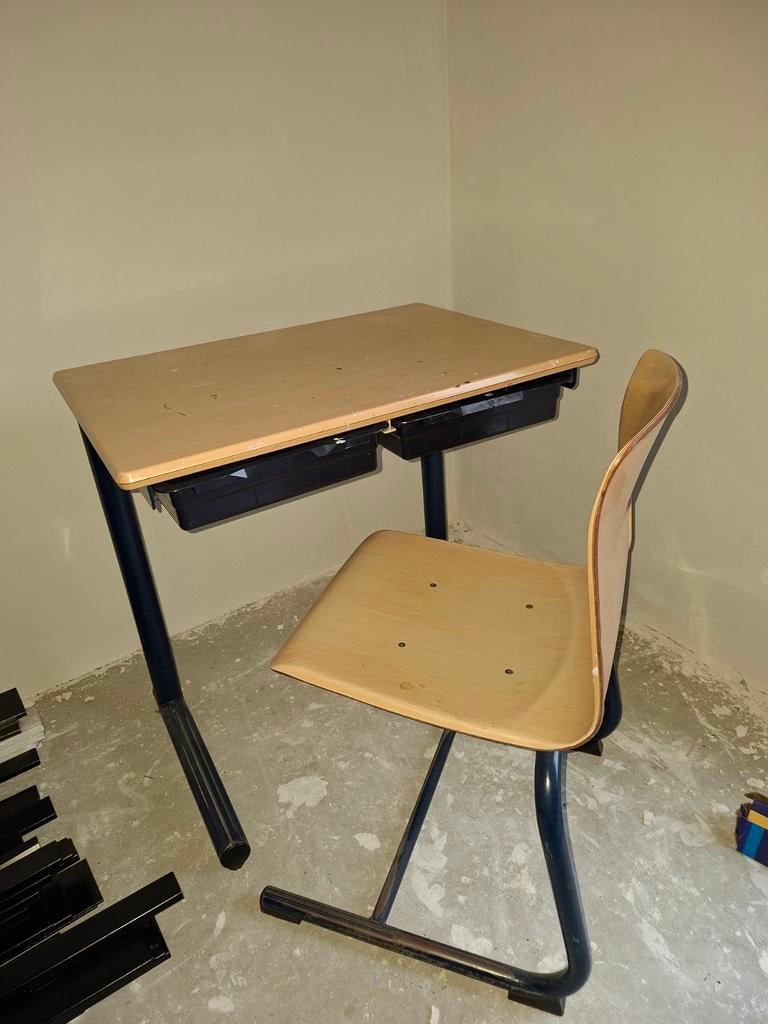 School tafel, Ophalen, Gebruikt