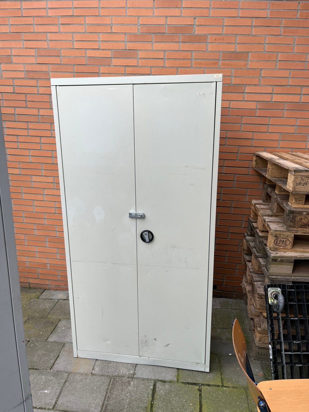 Kasten, Ophalen, Gebruikt, 100 tot 150 cm, Metaal