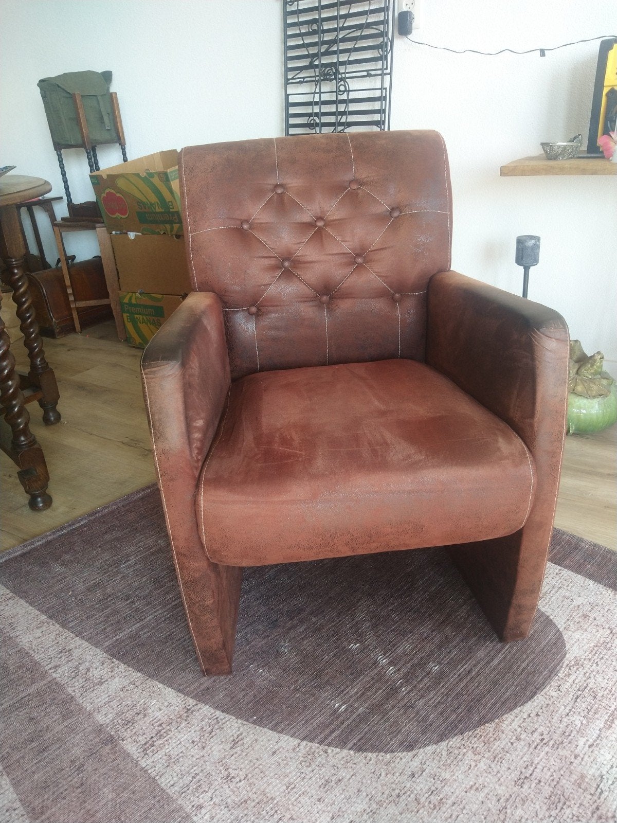 Comfortabele fauteuil met lederen bekleding, Ophalen, Gebruikt, 75 tot 100 cm, Leer