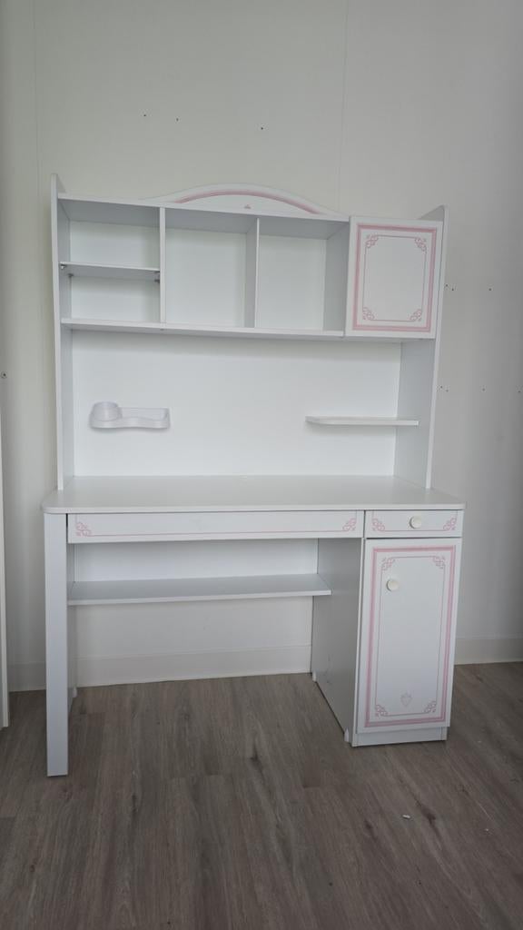 Meidenbureau met opzet wit met roze details, Huis en Inrichting, Bureaus, Ophalen, Gebruikt, Wit, Demontabel