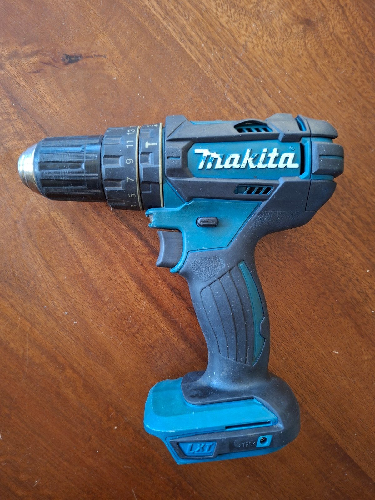 Makita DHP482 Klopboormachine 18V - Rookt/Ruikt bij boren, Ophalen of Verzenden