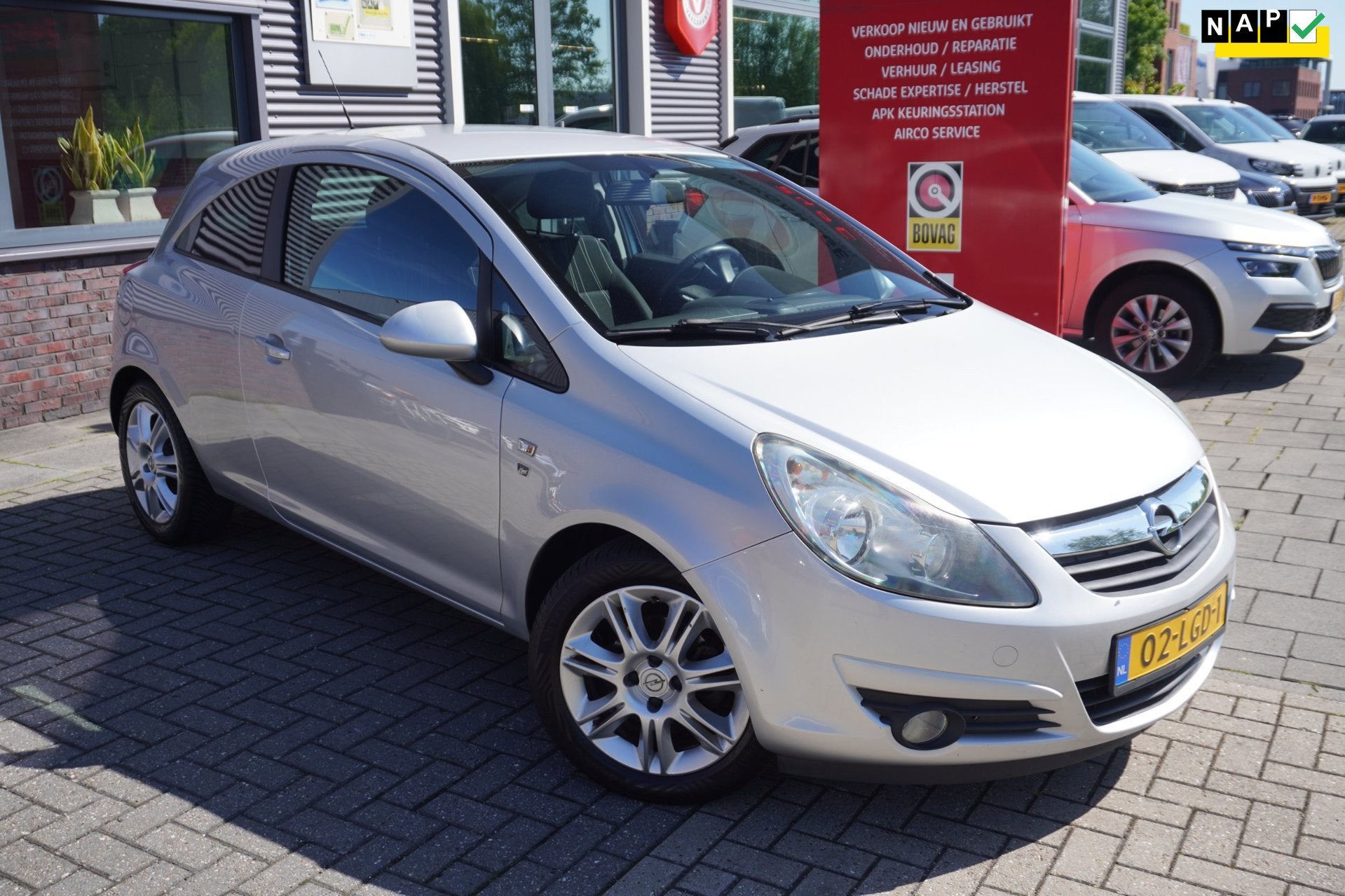 Opel Corsa 1.4-16V '111' Edition / Airco, Voorwielaandrijving, Euro 5, 4 cilinders, Origineel Nederlands