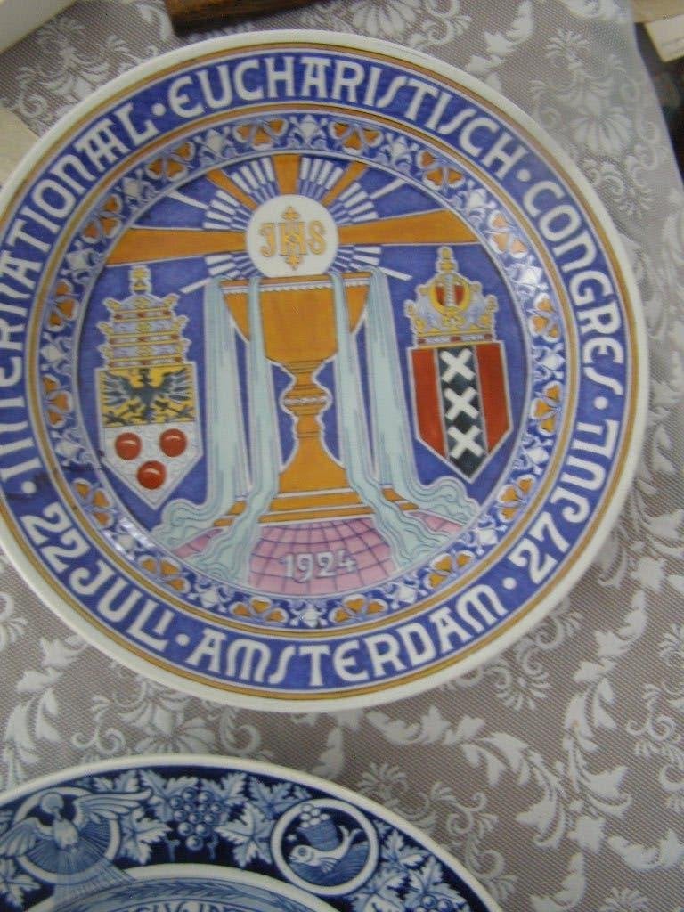 2 gave borden Intern. Eucharistisch Congres 1924 Amsterdam, Ophalen of Verzenden