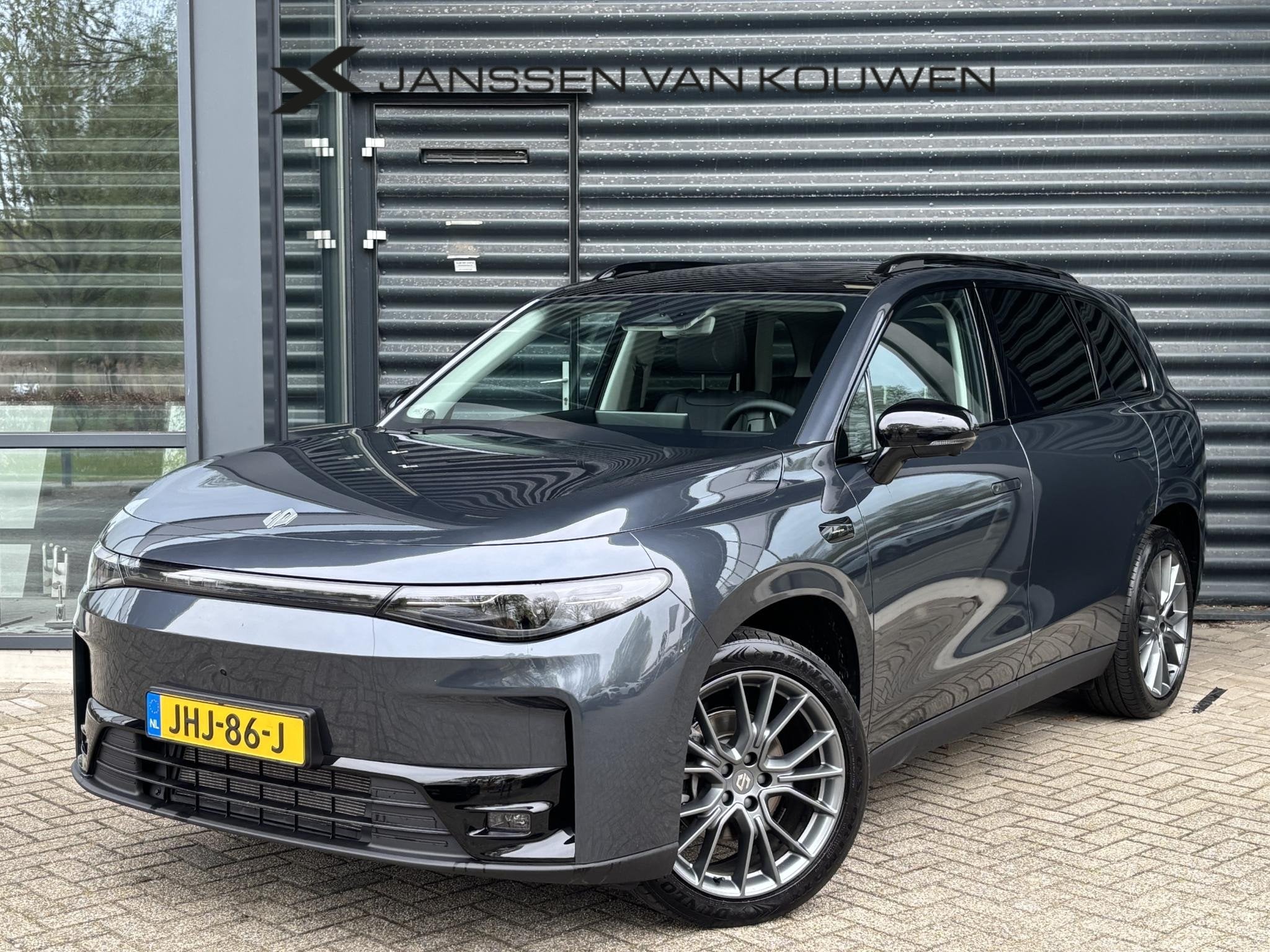 Leapmotor C10 Design REEV 28.4 kWh 360 Camera Panoramadak ze, Auto's, Automaat, Automatische klimaatregeling, Achterwielaandrijving