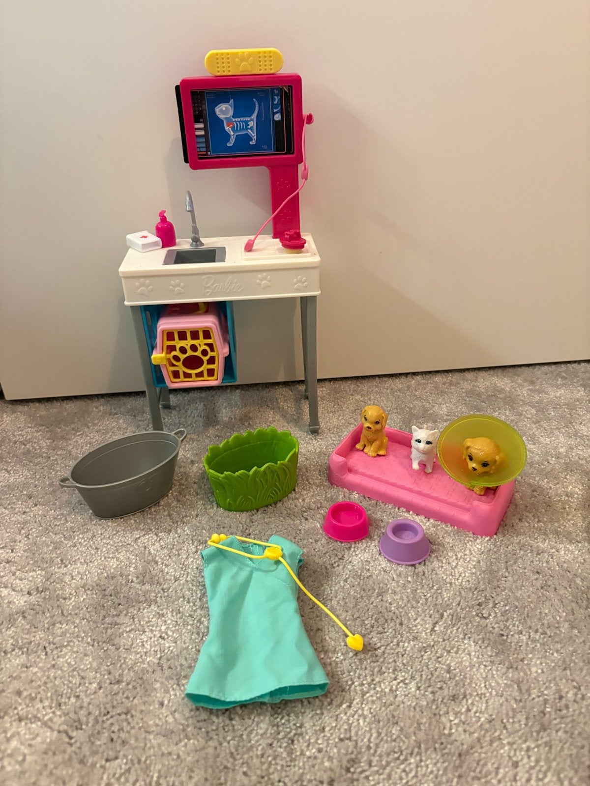 Barbie Dierenarts Speelset met Accessoires, Ophalen of Verzenden, Gebruikt, Barbie