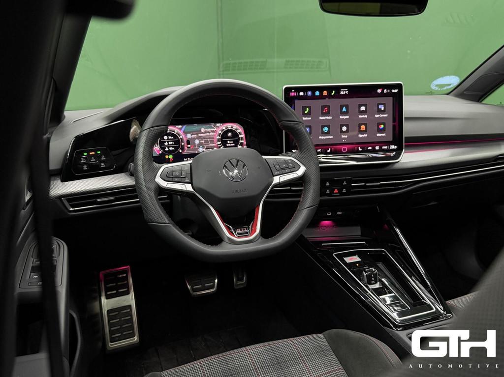 Volkswagen Golf 2.0 TSI GTI 265PK Camera | Pano | Sfeer, 4 cilinders, 1984 cc, 14 km/l, Bedrijf
