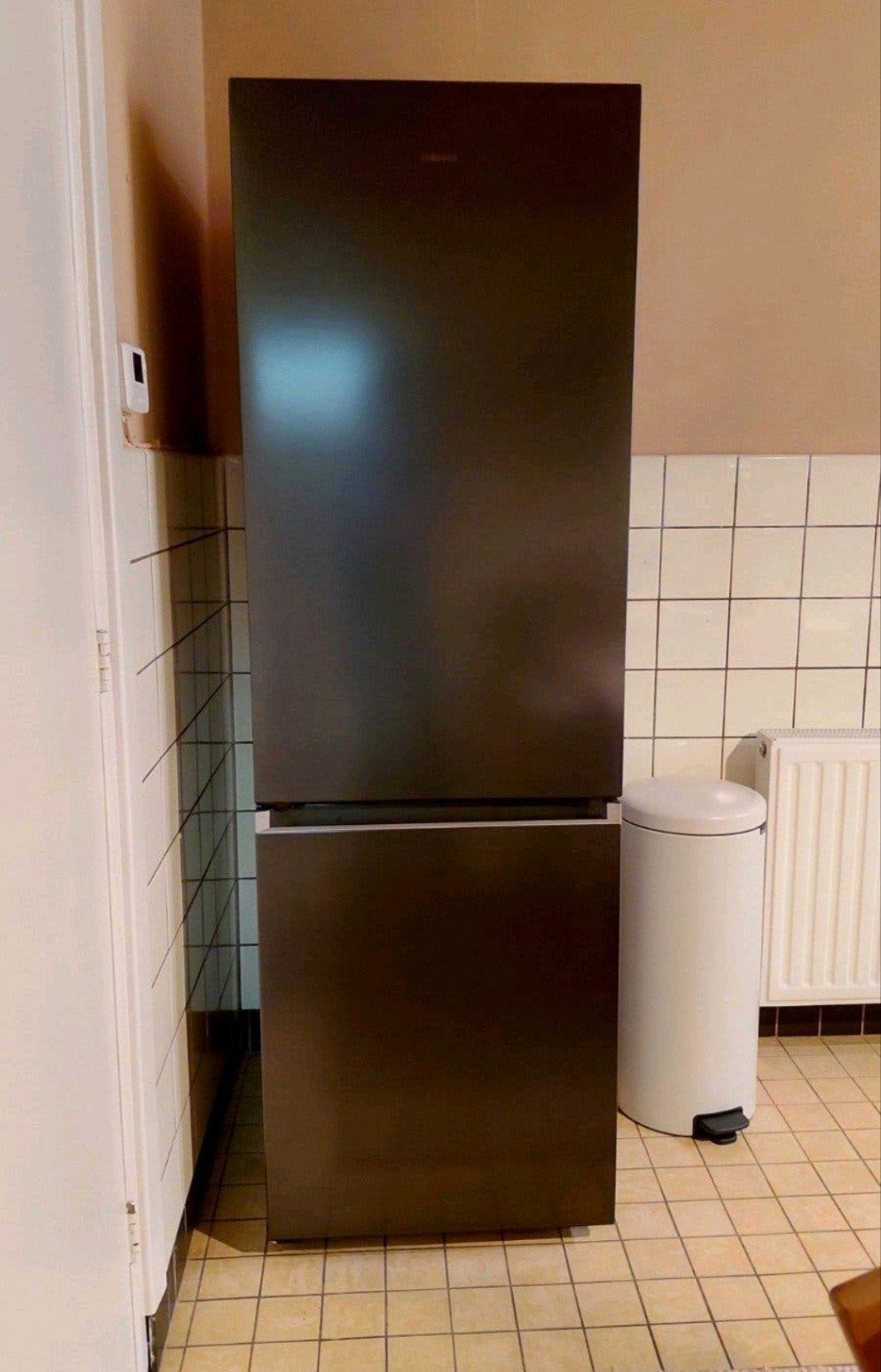 Foto 2 van Perfecte staat. Samsung RB34C605CB1/EF Koelkast!