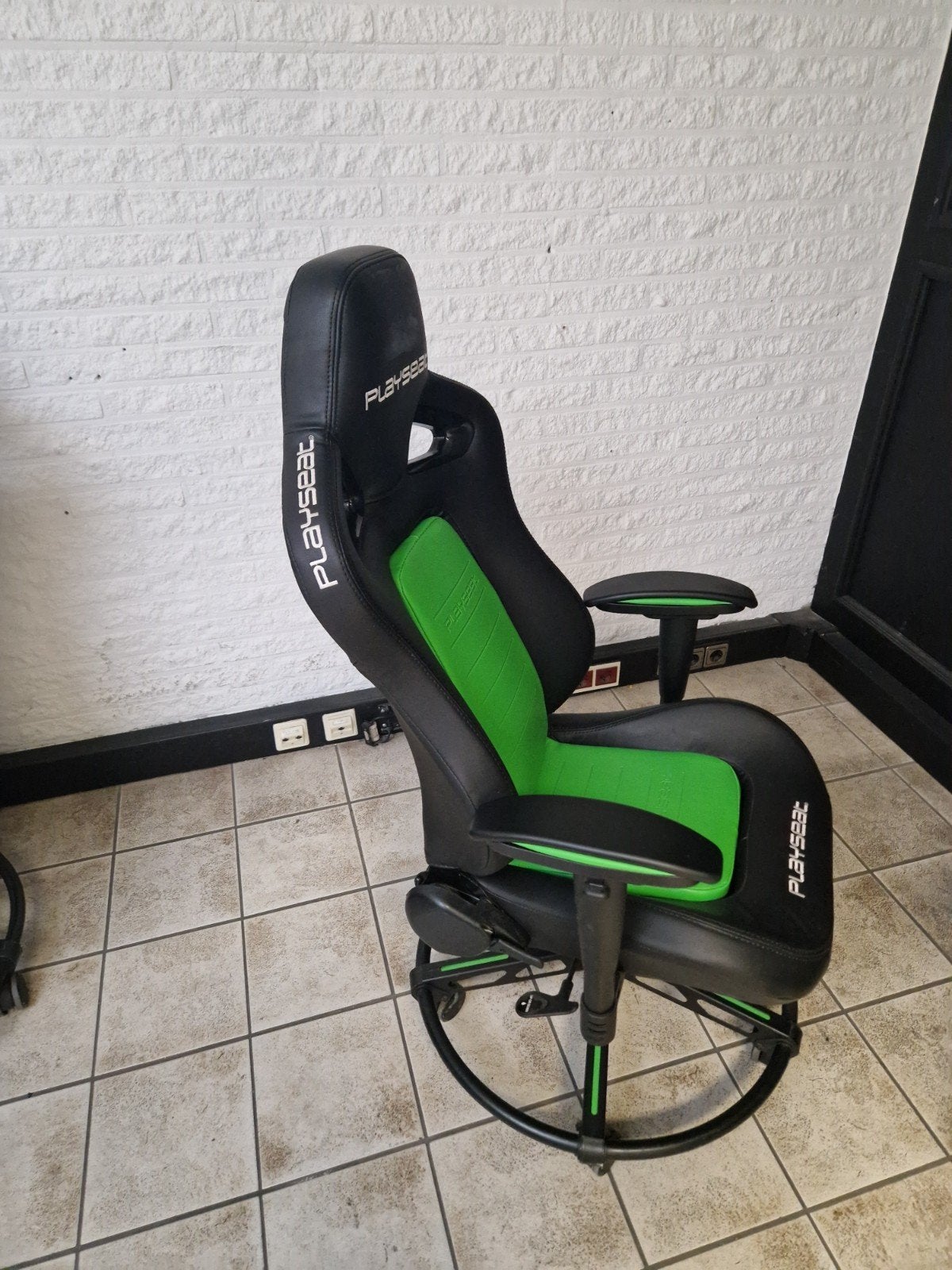 gaming stoel Playseat Zwart Groen Show model ( Zevenaar, Ophalen, Zwart, Zo goed als nieuw, Gaming bureaustoel