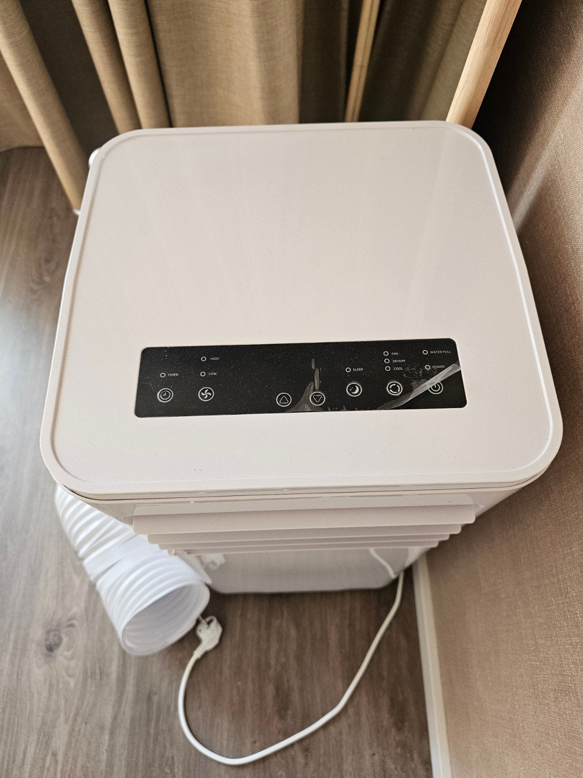 2x Mobiele airco met afvoerslang - Koel en ontvochtig, Ophalen, Gebruikt, Minder dan 60 m³, Koelen en Ontvochtigen