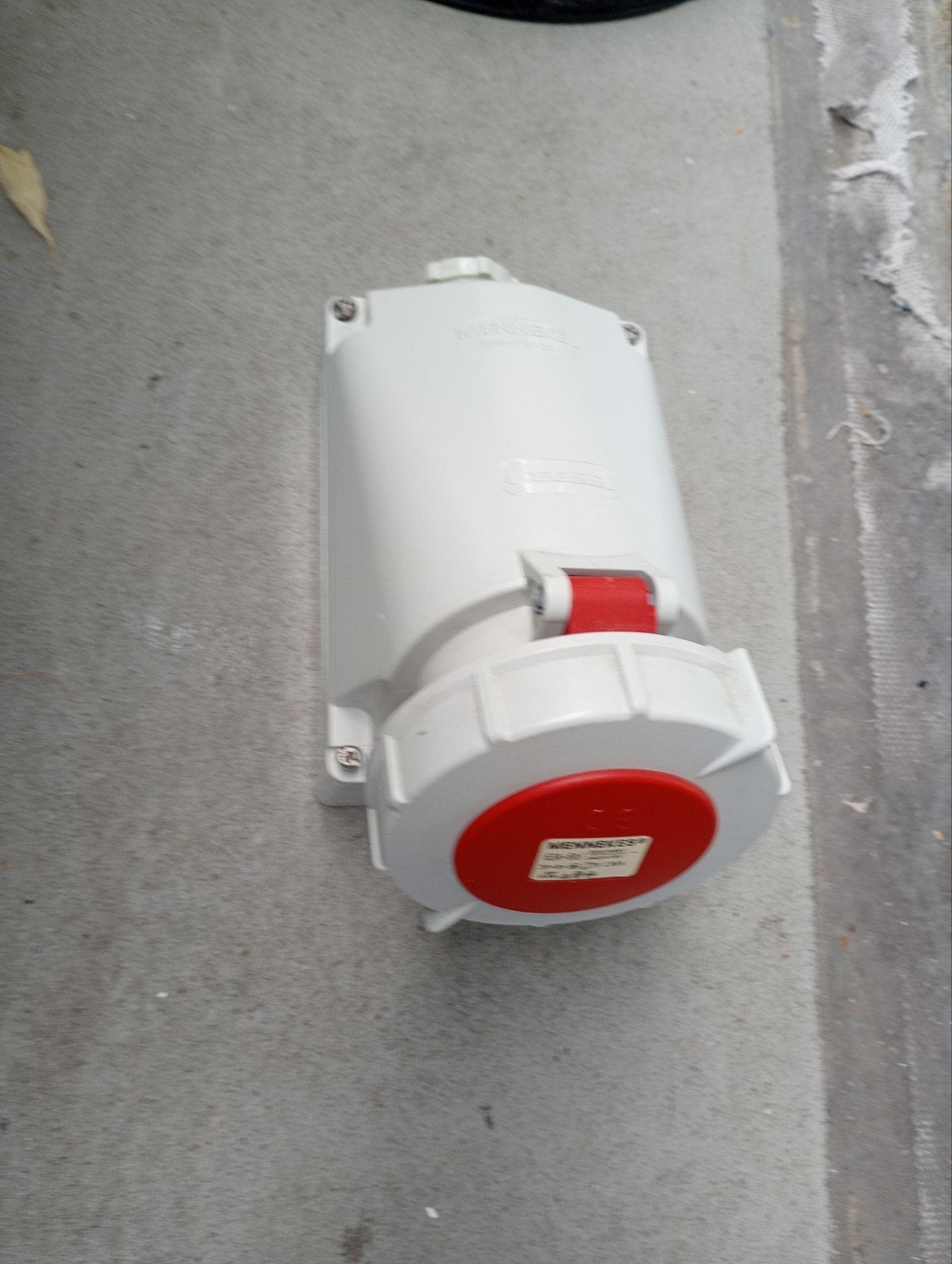 Mennekes CEEform Wandcontactdoos 63A 3P+N+A 200/346V, Ophalen of Verzenden, Zo goed als nieuw, Stekkerdoos