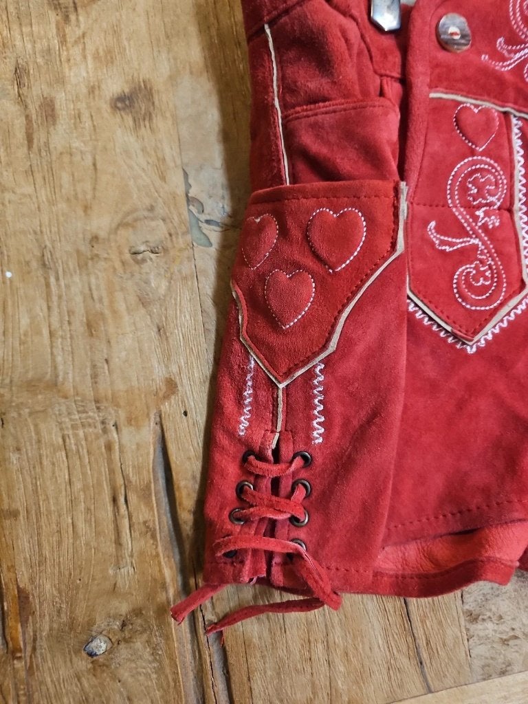 Echte lederhosen dames rood, Carnaval, Djt@dejuistetoon.eu, Mon Plaisir 19, Etten-Leur, Netherlands, DJT De Juiste Toon