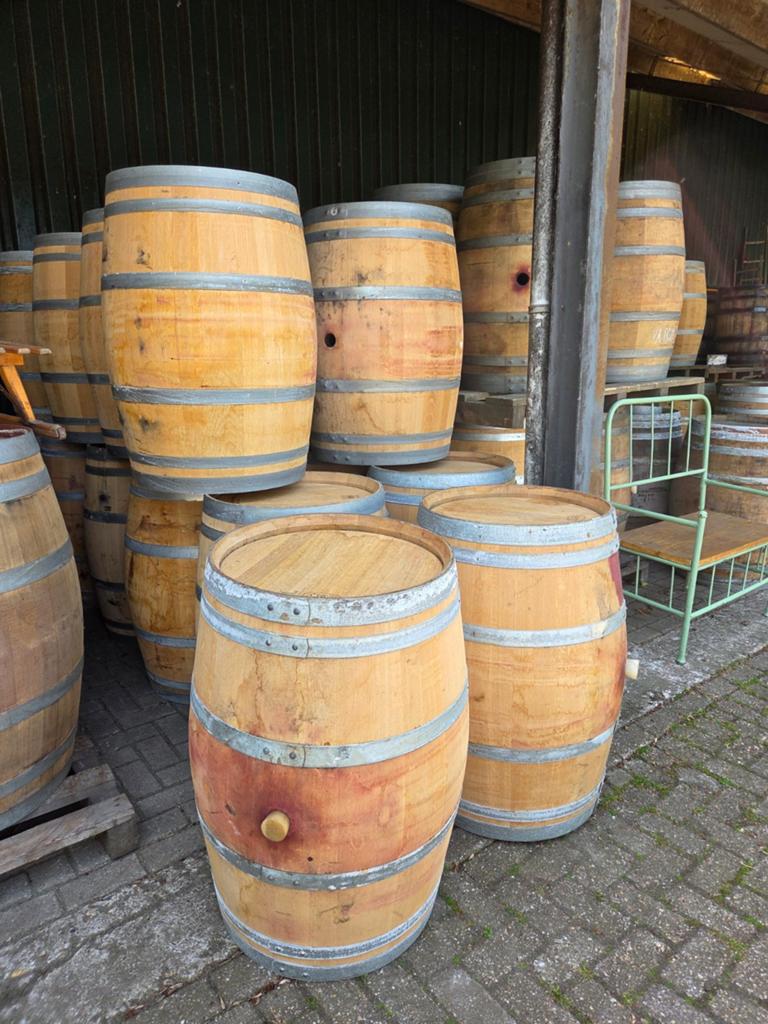 Regenton, Wijnvat, Wijnvaten, 150 liter of meer, Ophalen, Hout