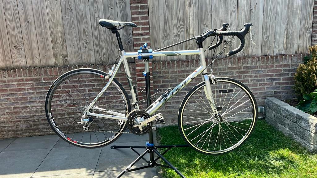 Racefiets Fuji heren, 28 inch, Gebruikt, Heren, Aluminium