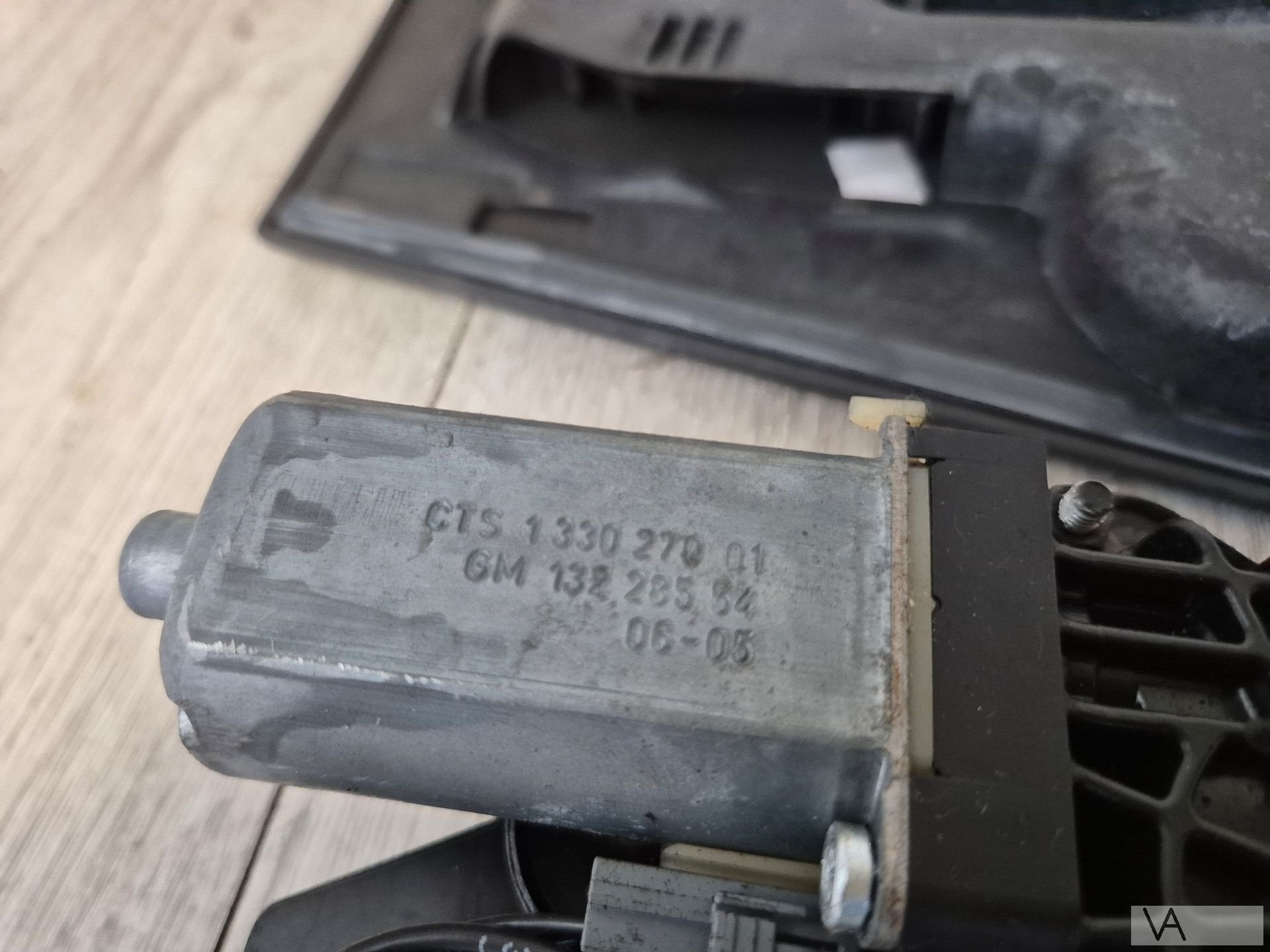 Afdekplaat zijflap motor achterklep Opel Astra H twintop, Gebruikt, -, Opel, Ophalen of Verzenden