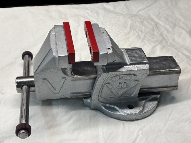 Bankschroef Victor 80, Doe-het-zelf en Verbouw, Werkbanken, Ophalen, Zo goed als nieuw, Minder dan 70 cm, Bankschroef