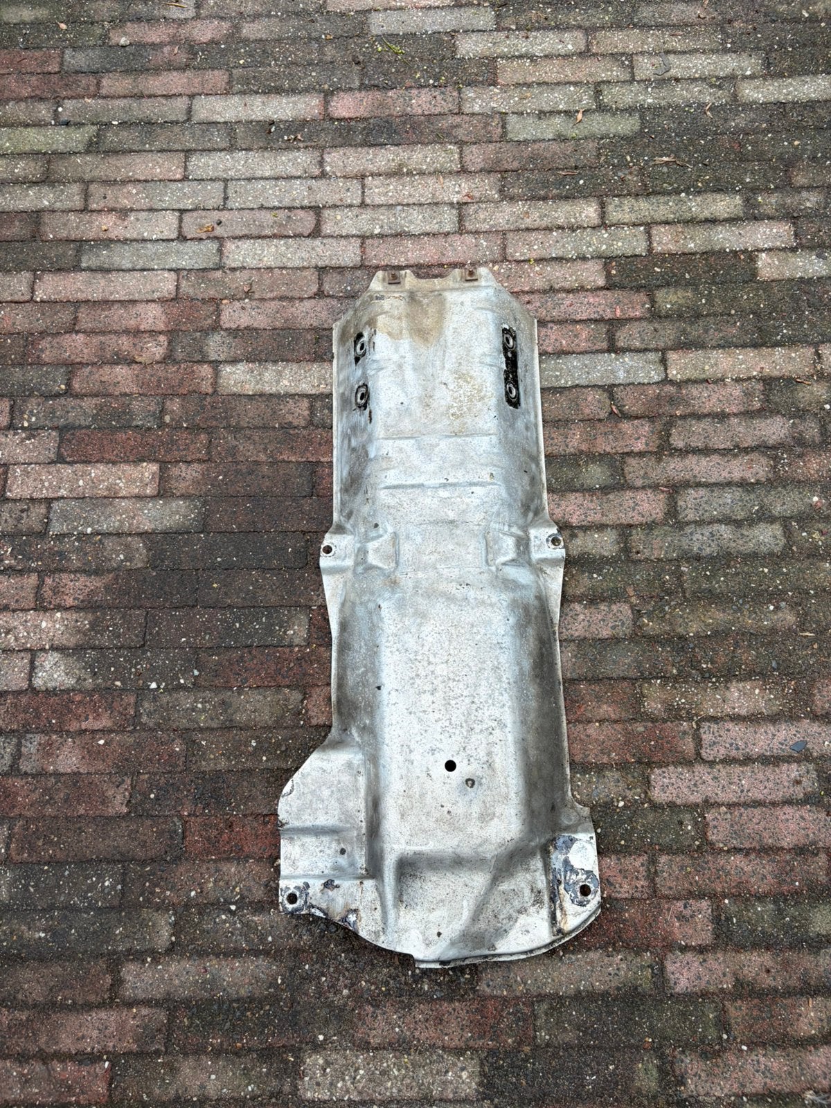 bmw e30 bescherm plaat bodem, Auto diversen, Tuning en Styling, Ophalen