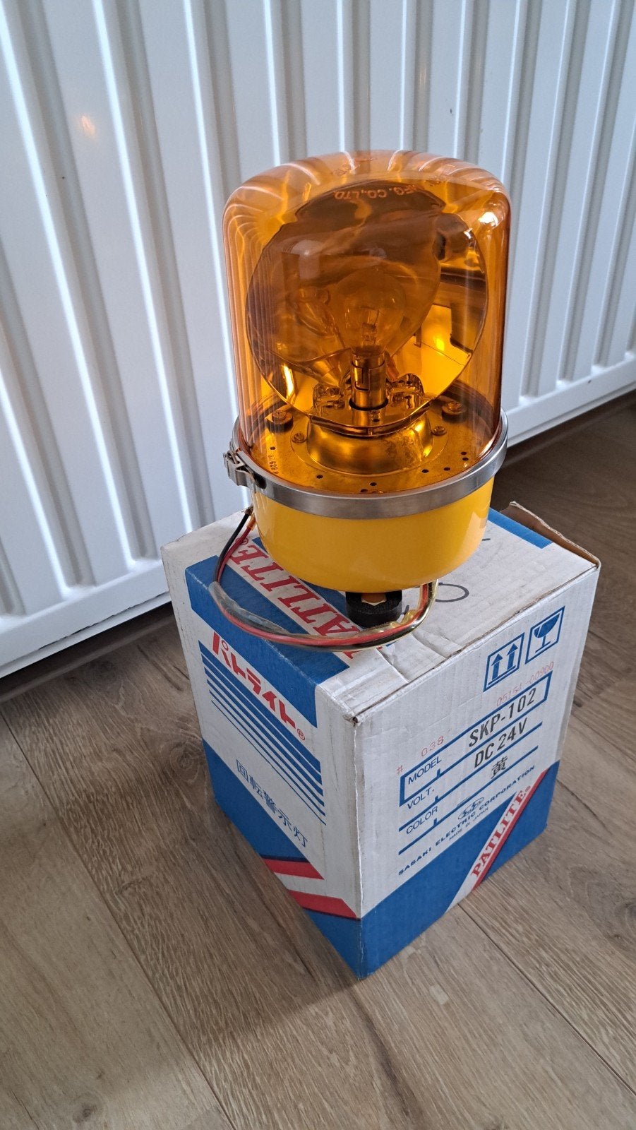 Patlite SKP-102 Zwaailicht 24V Oranje - Nieuw in doos, Ophalen of Verzenden, Nieuw