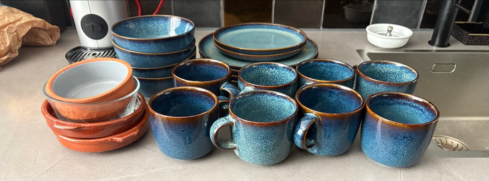 Mooi servies: borden, kommen en mokken in blauwtinten, Huis en Inrichting, Ophalen, Keramiek, Zo goed als nieuw, Modern