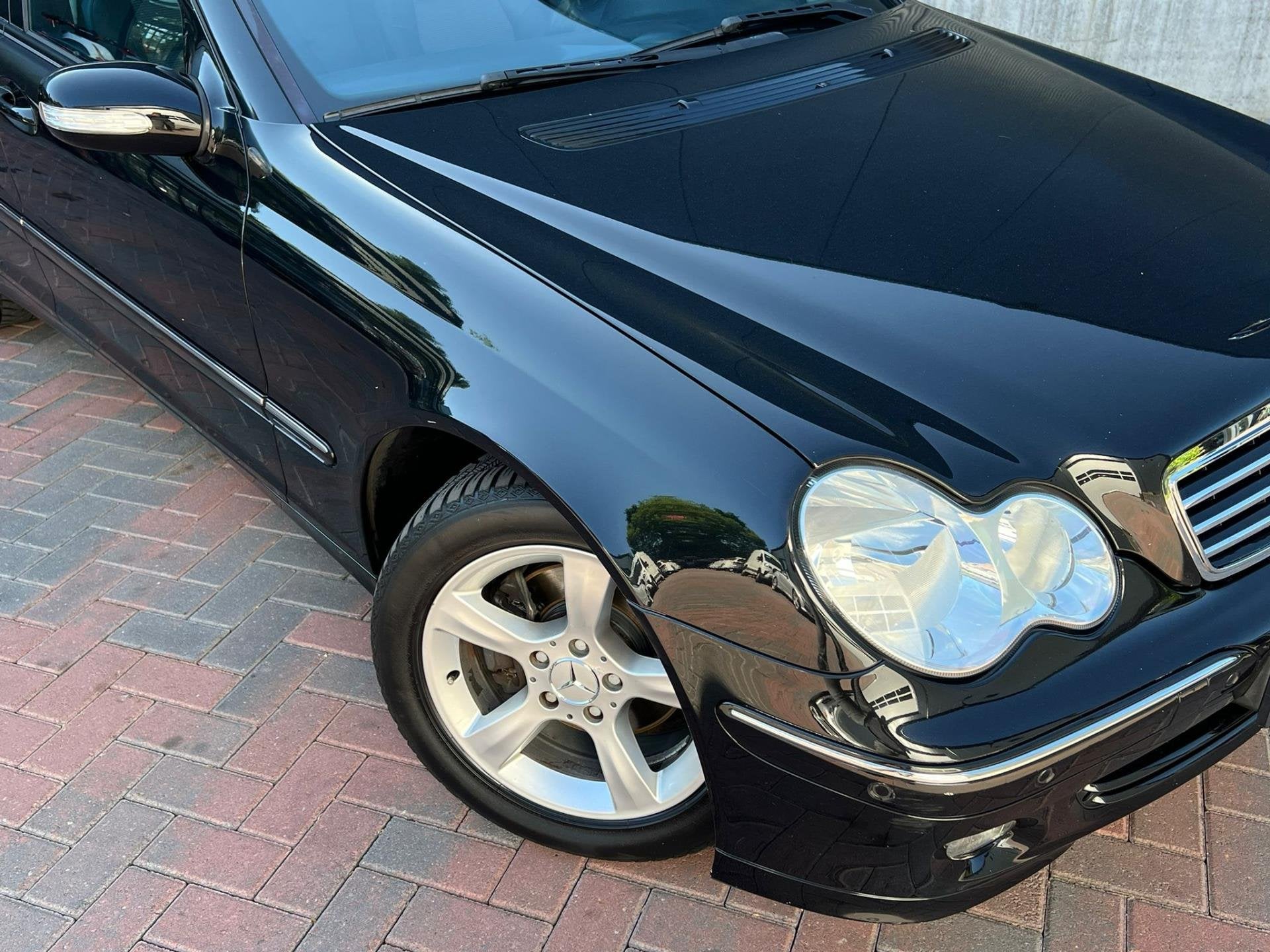 Mercedes-Benz C-klasse 180 K. Avantgarde * Climate * Cruise, Automaat, Achterwielaandrijving, Gebruikt, Zwart