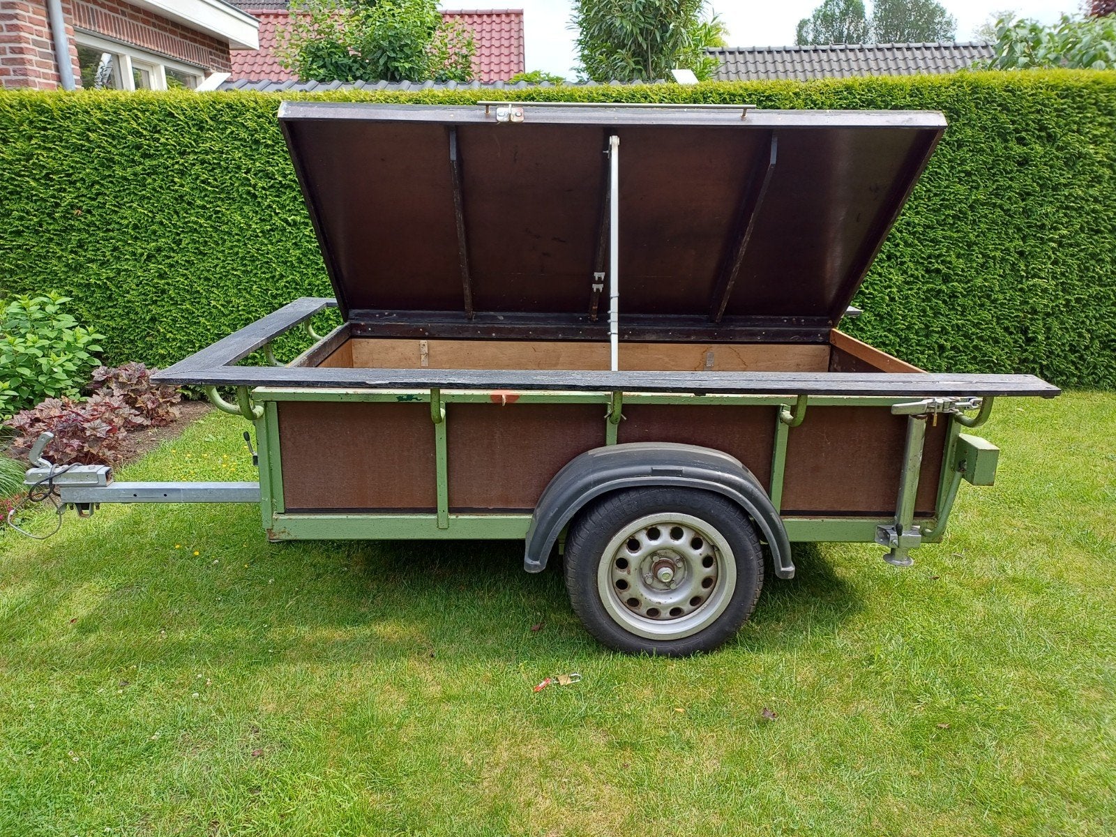 Bagage/Gereedschapwagen – Degelijke Eigenbouw Aanhanger, Ophalen