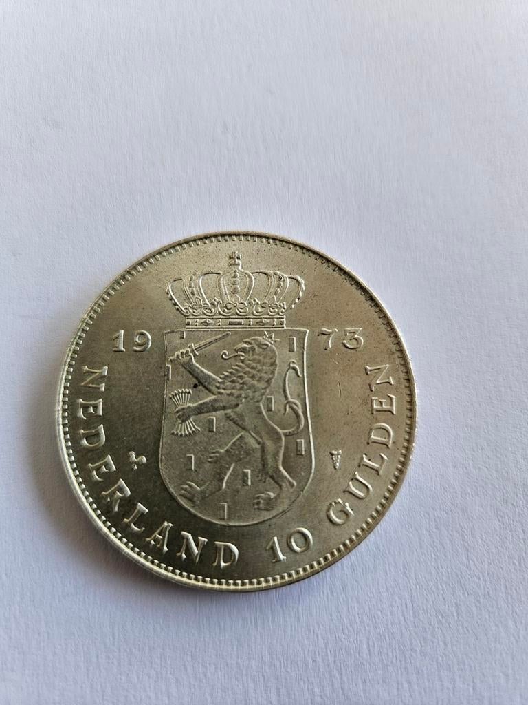 Zilveren 10 Gulden Munt 1973 - Koningin Juliana, Koningin Juliana, Zilver, Ophalen of Verzenden, Losse munt