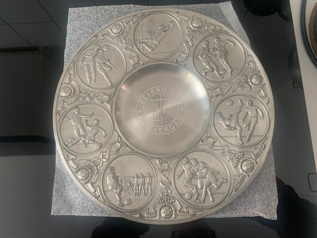 Feyenoord bord 23 cm met doos gemaakt door Roders, Ophalen of Verzenden, Zo goed als nieuw, Feyenoord, Overige typen