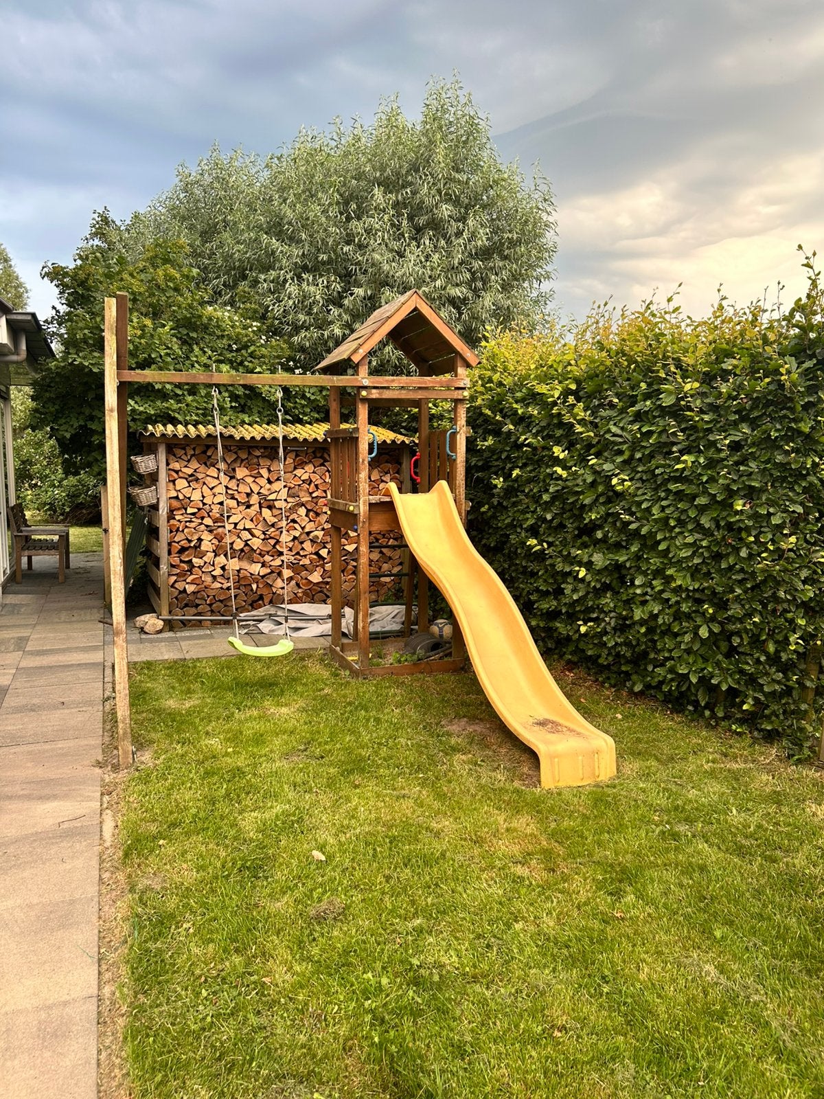 Speeltoestel met schommel en glijbaan, Ophalen, Gebruikt, Schommel
