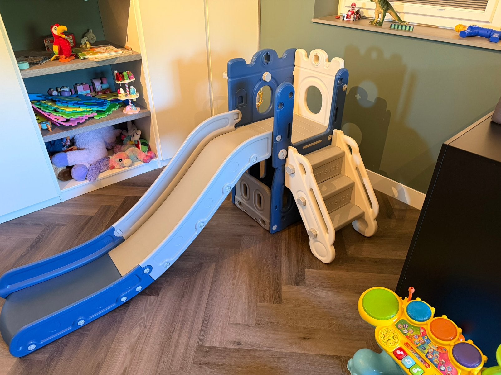 Little tikes speeltoren happy slide, Ophalen, Zo goed als nieuw