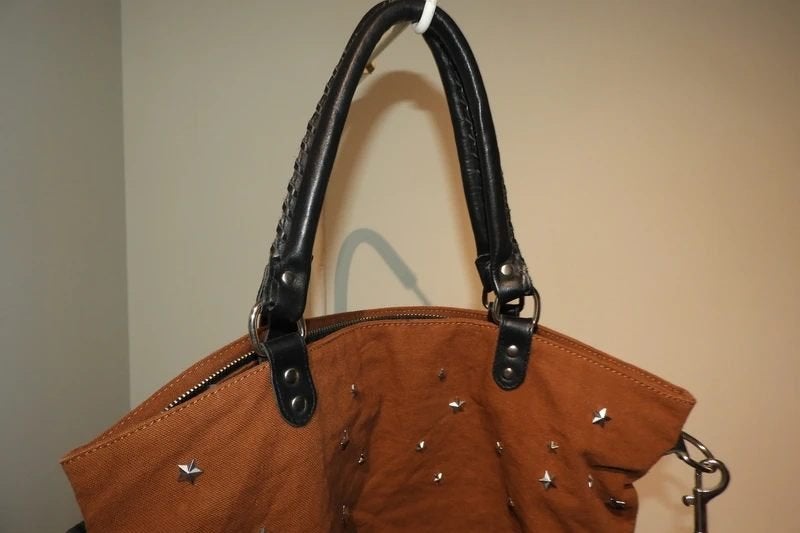 Rika grote ruime schoudertas hardware sterren bekleding, Verzenden, Gebruikt, Bruin, Overige merken