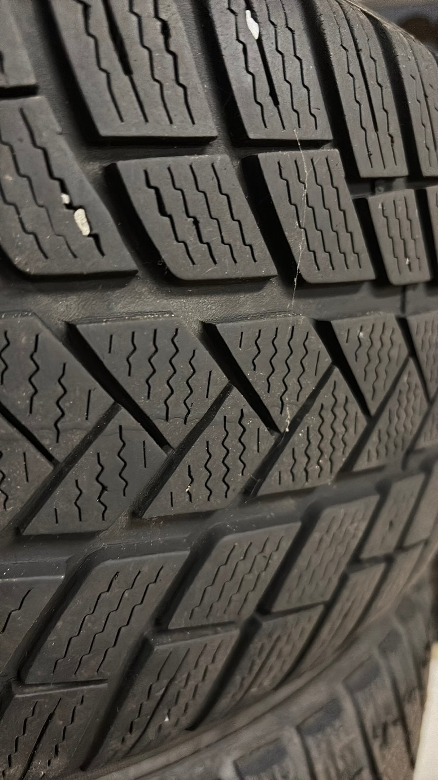 Te koop 4 winterbanden Vredestein Giugiaro, Ophalen, Gebruikt
